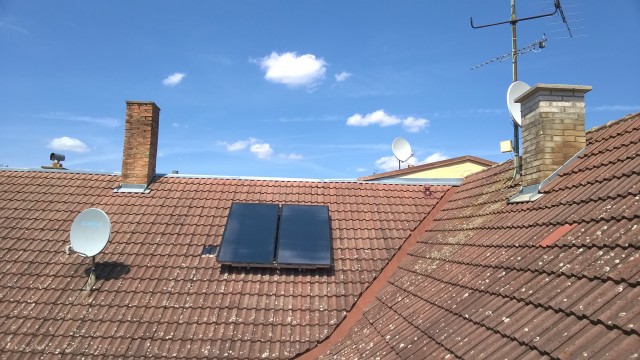 Solární panely na ohřev vody v Hrubšicích