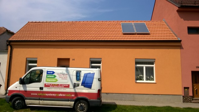Instalace solárního ohřevu vody - Brno Komín